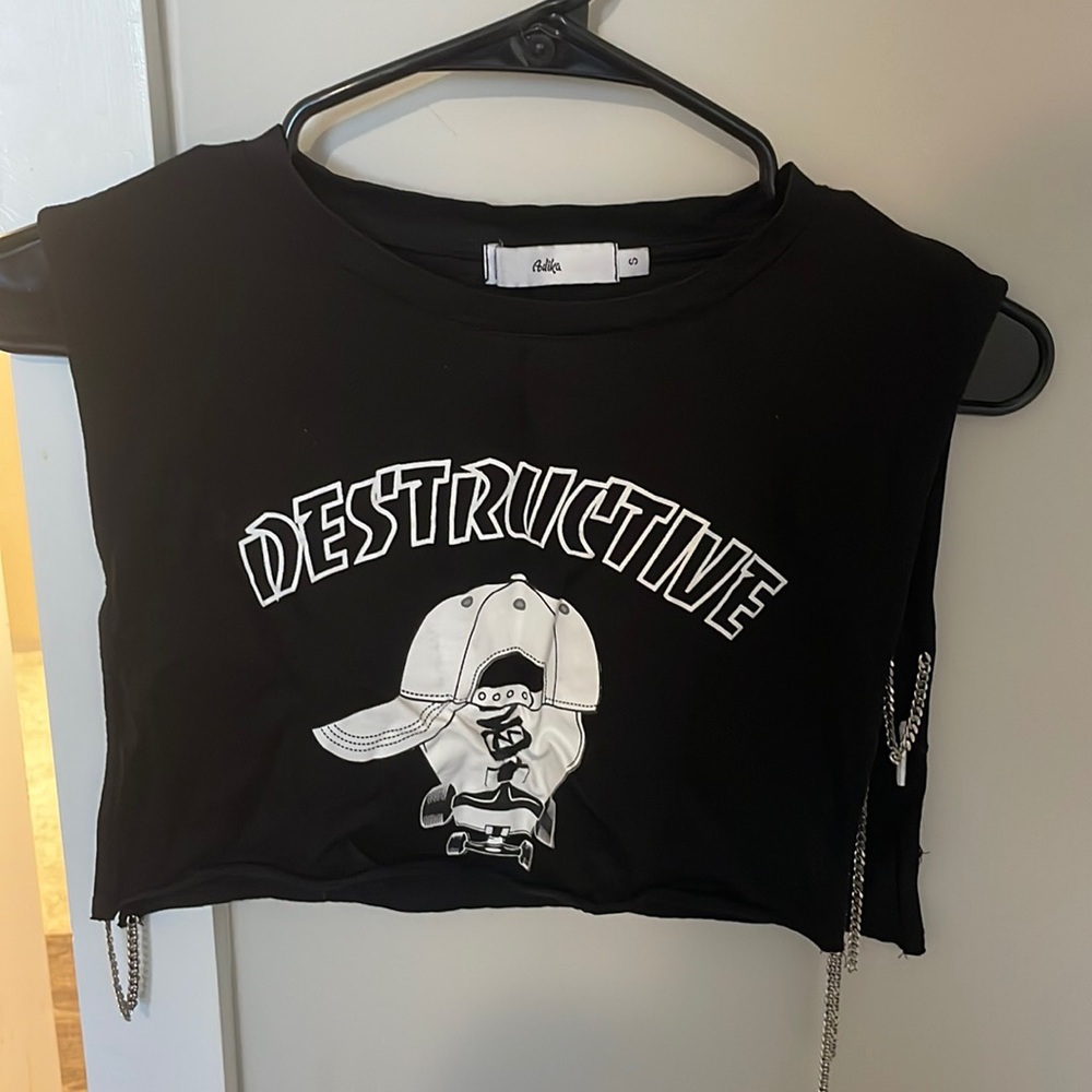 Trendy black top